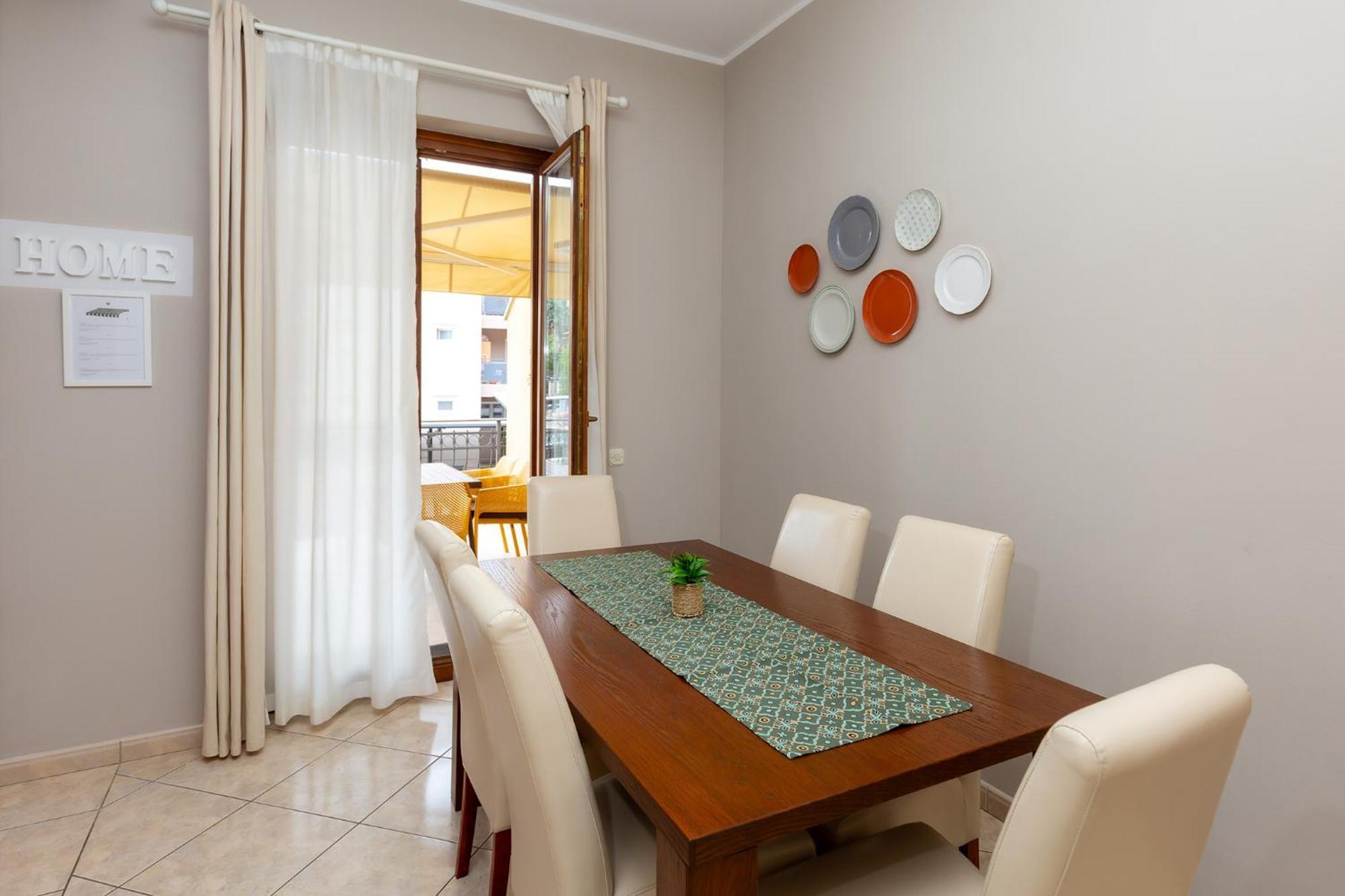 Apartment Mare Пореч Екстер'єр фото